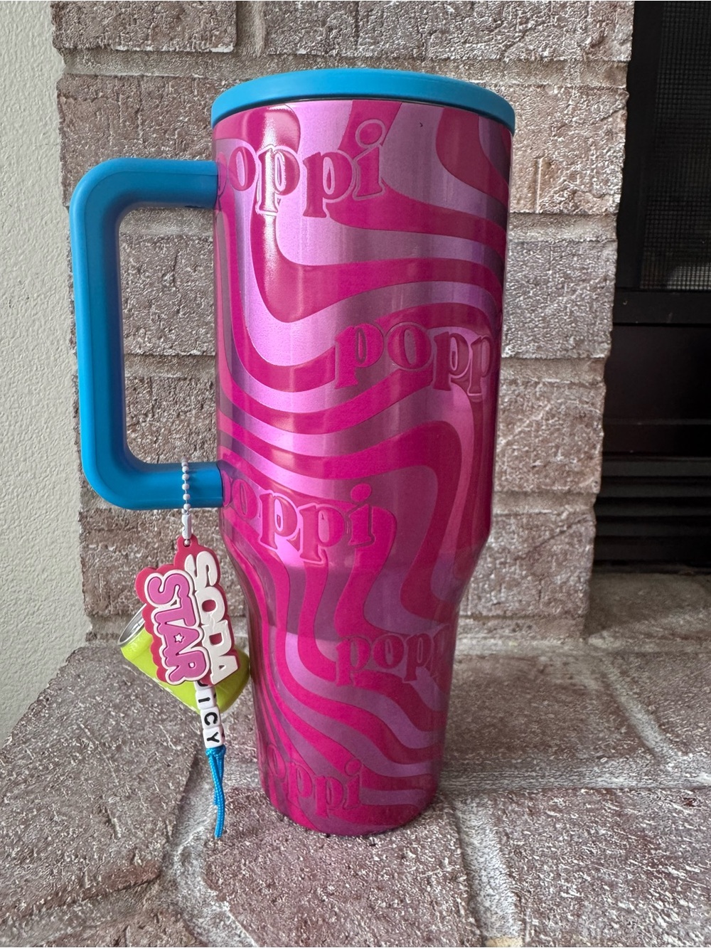 Poppi x HydroJug Swirls 40oz Traveler Tumbler Pink Blue NEW w/ Charms